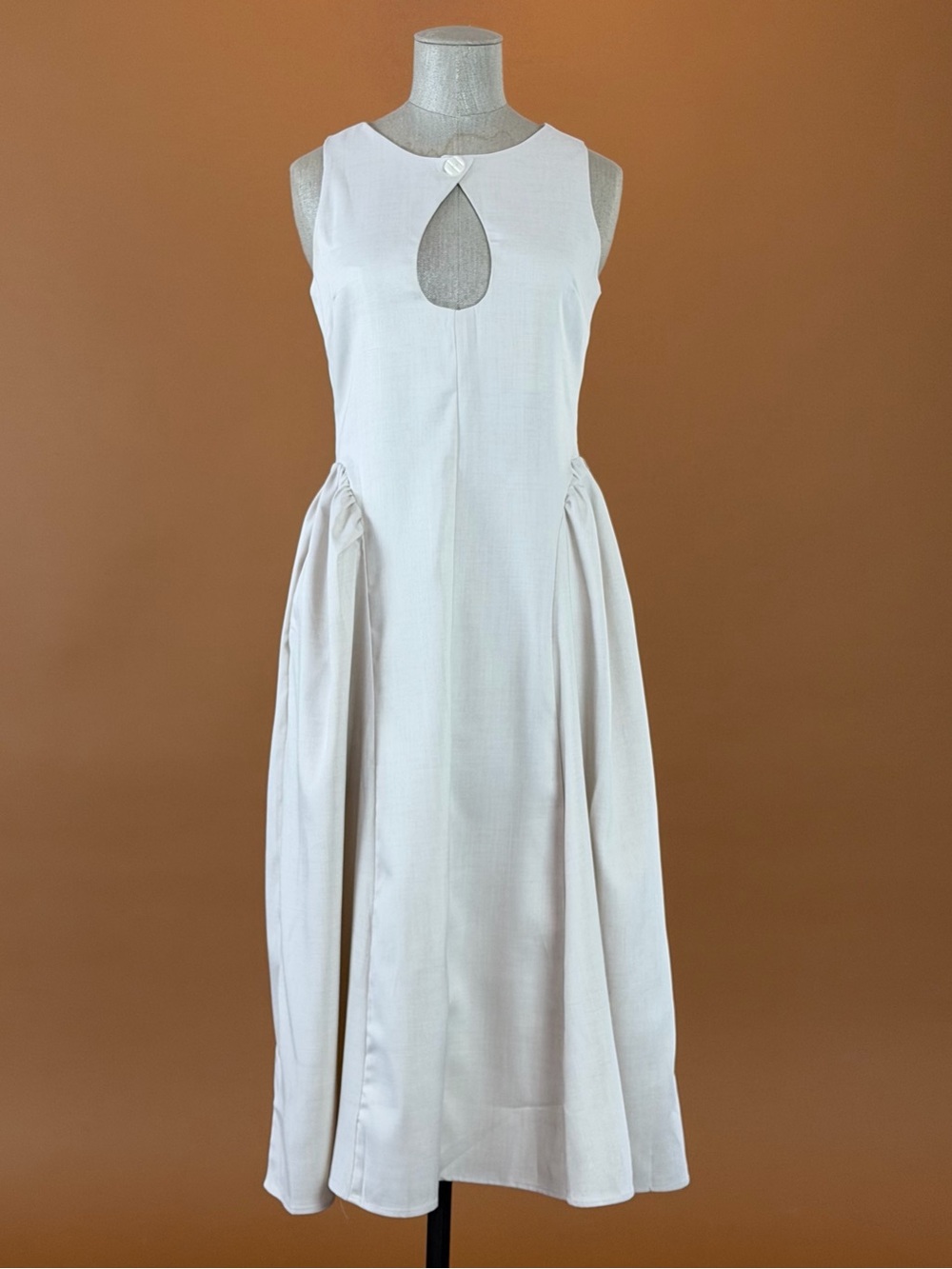 Sleeveless Cream Basque Waist Keyhole Midi Dress
